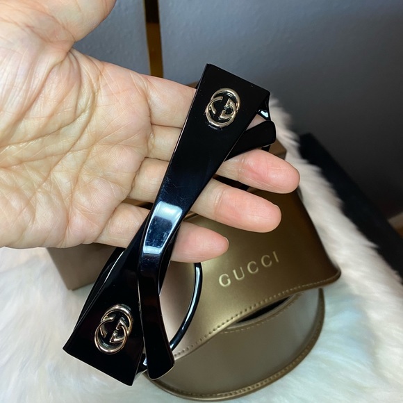 GUCCI Sunglass - Picture 6 of 16